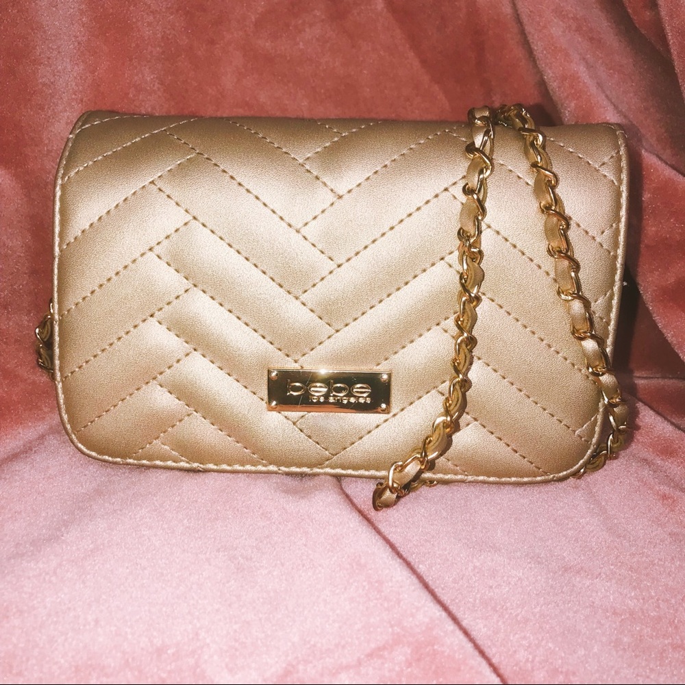 S O L D bebe crossbody purse 👛